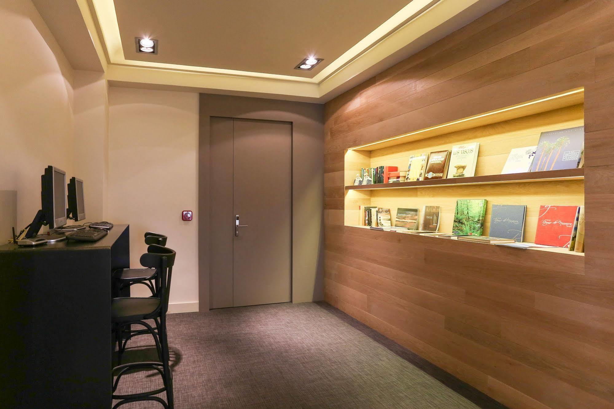 Habitus Hotel Leyre Παμπλόνα Εξωτερικό φωτογραφία